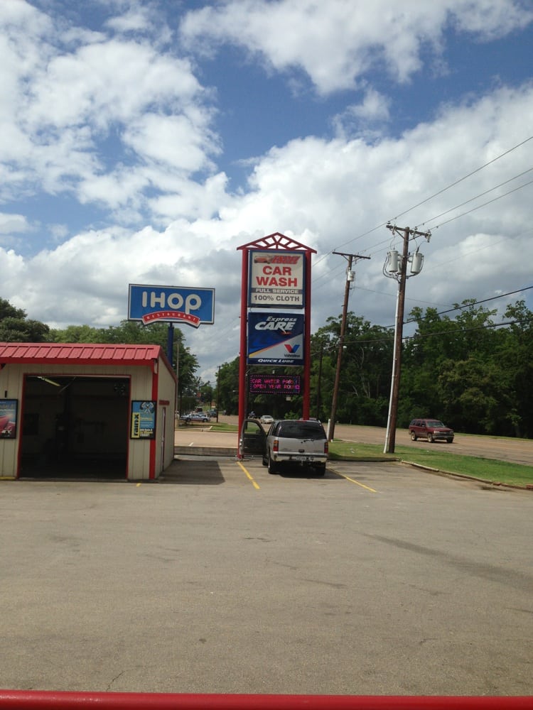 Excel Car Wash & Valvoline Express Care Car Wash 4101 North St