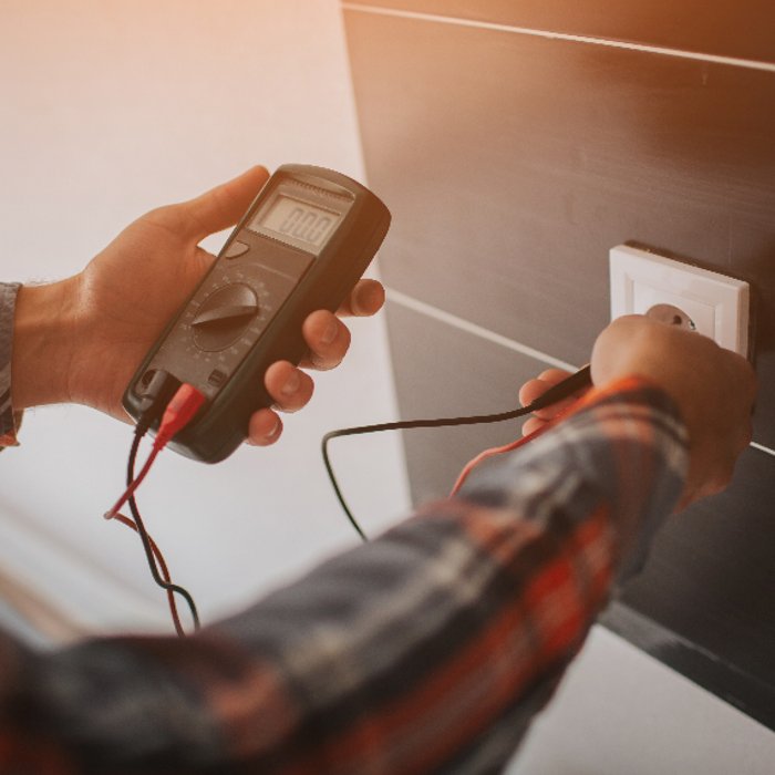 Islas Electric & Handyman