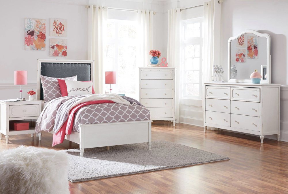 Ashley HomeStore