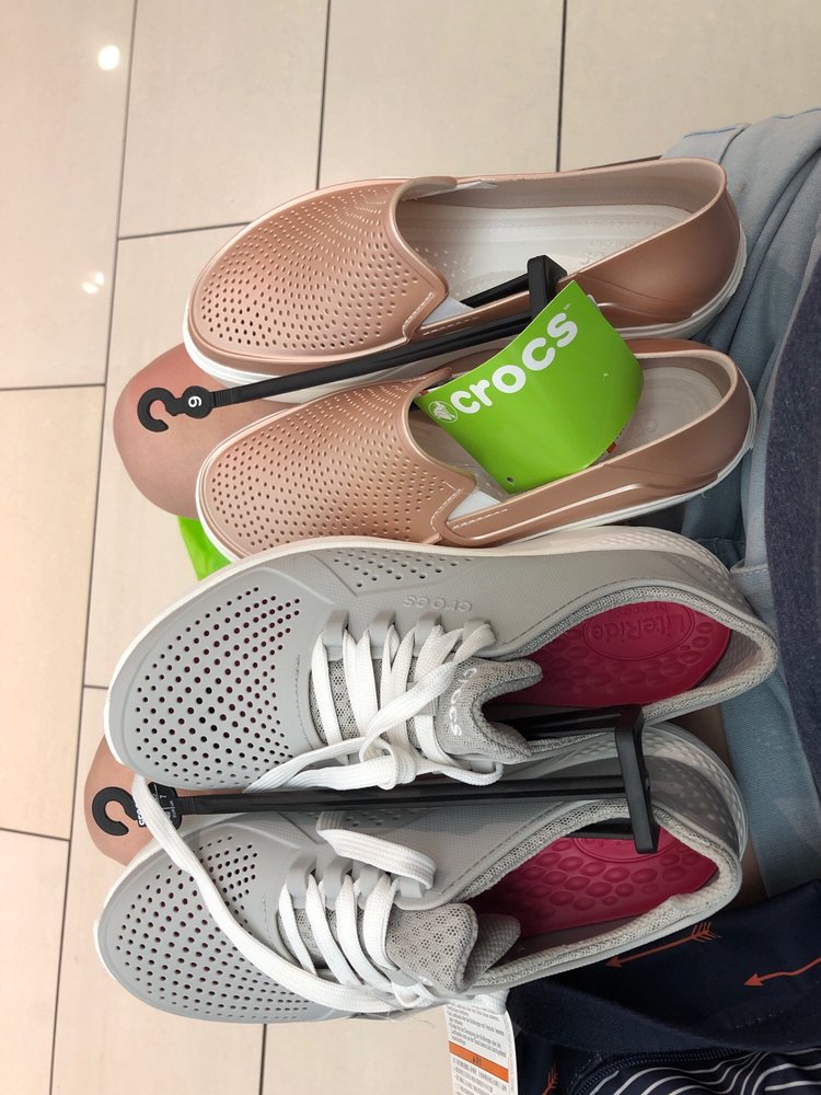 Crocs 26 Photos 14 Reviews Shoe S 2148 Glendale Crocs 26 Photos 14 Reviews Shoe S 2148 Glendale Galleria Ca Phone Number Yelp
