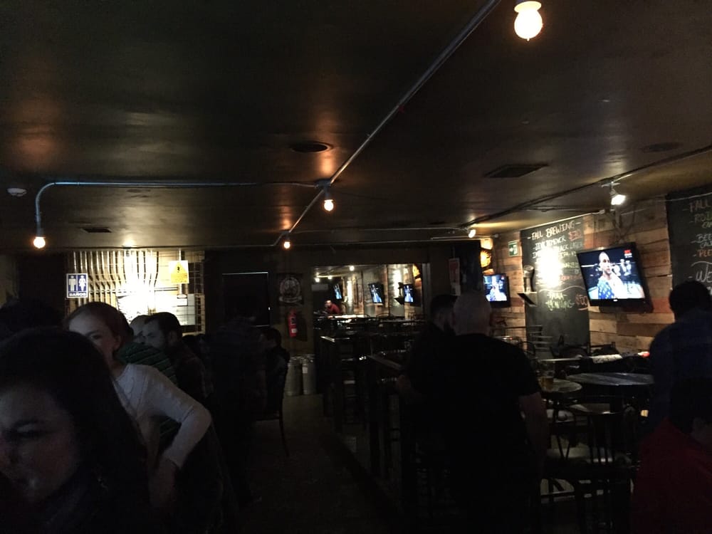 El Industrial Bar
