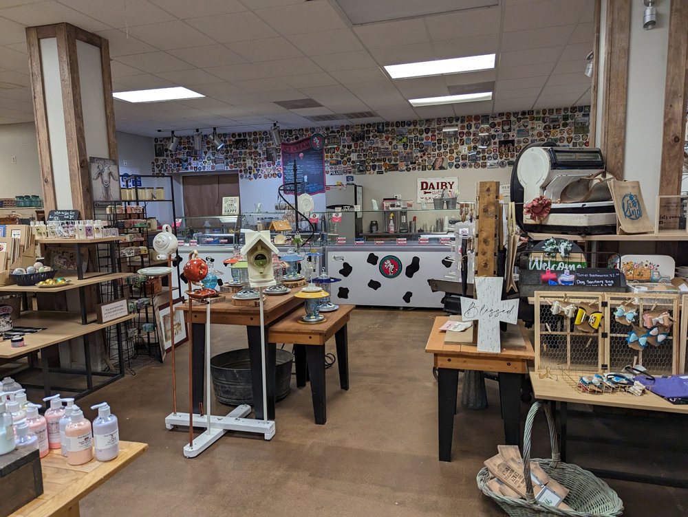 Buzze’s Creamery and General Store