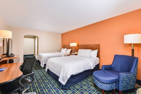 Fairfield Inn by Marriott Corning Riverside