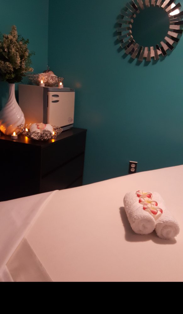 Lake Center Spa