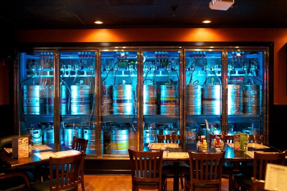 Tailgaters Sports Bar & Grill 84 Photos & 181 Reviews Sports Bars 8065 Brentwood Blvd