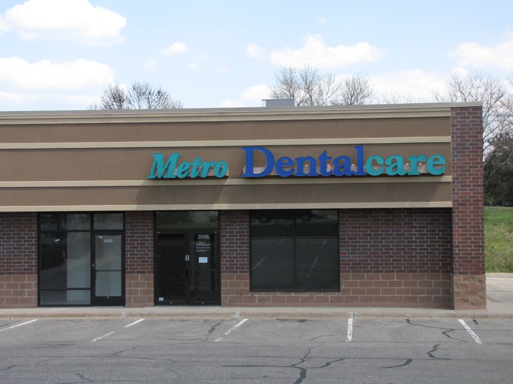 image of business Metro Dentalcare St. Paul Midway
