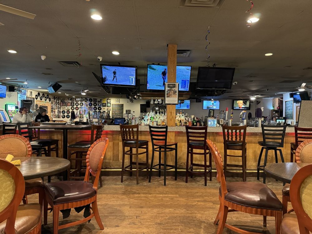 Gatsby's Bar and Grill