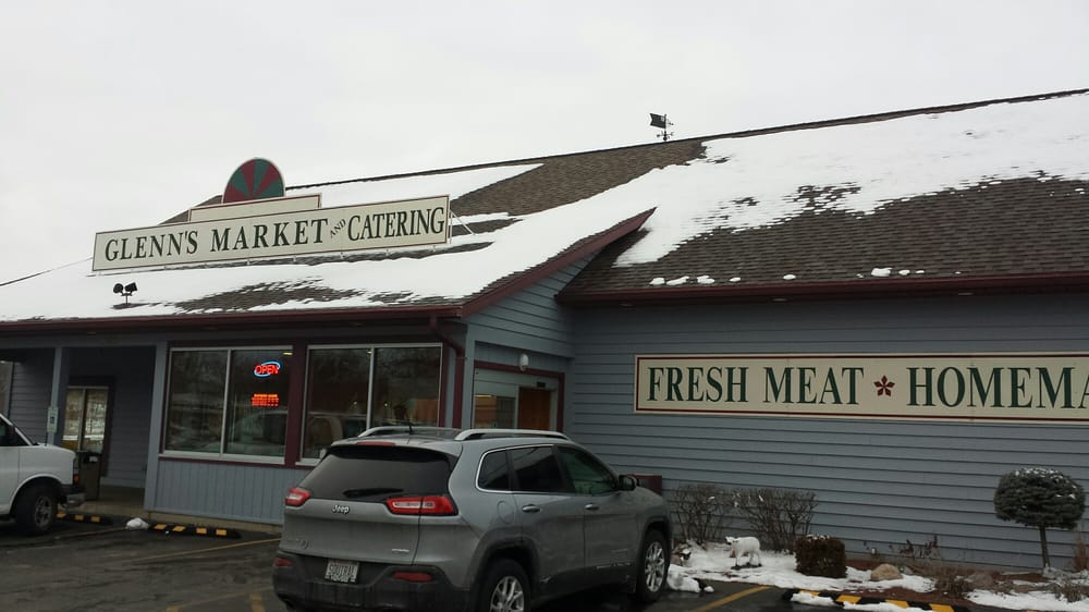 Glenn’s Market & Catering Bakeries 722 W Main St, Watertown, WI
