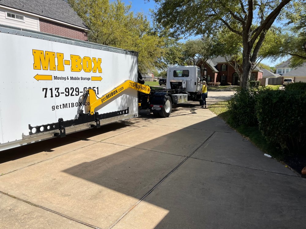 Mi-Box Moving & Mobile Storage
