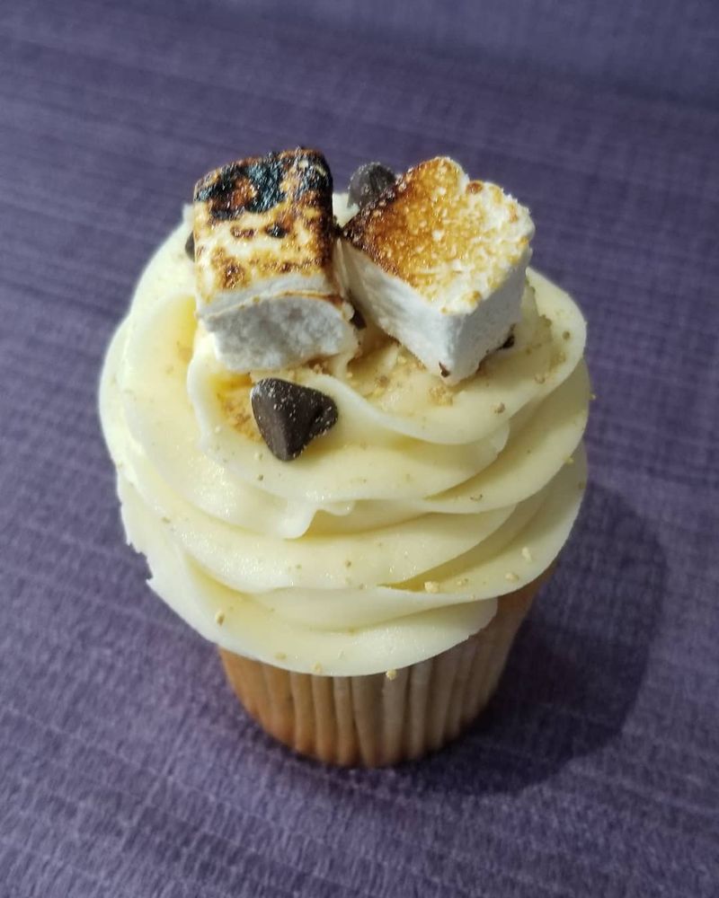 Cupcake Junkie Bakery & Cafe