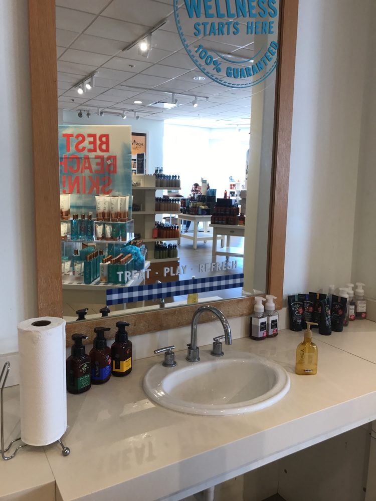 Bath & Body Works
