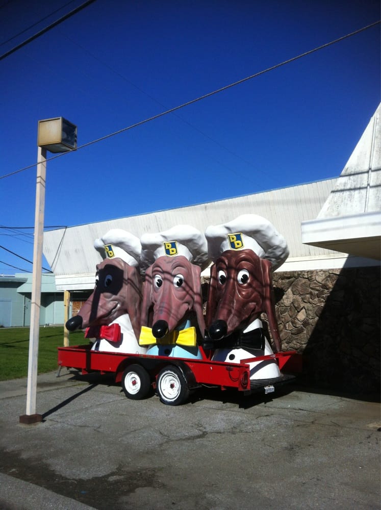 Doggie Diner Heads Treasure Island Doggie Diner Heads Treasure Island