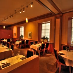 Va Pensiero Closed 23 Photos 72 Reviews Italian 1566 Oak Photo Of Va Pensiero Evanston Il United States Dinning Room Ristorante