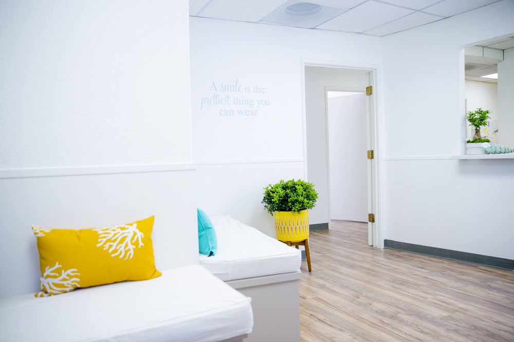 image of business Dental Square