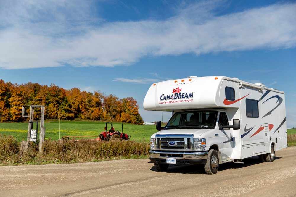 CanaDream RV Rental 292154 Crosspointe Drive, Rocky View County, AB