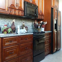 Tops Kitchen Cabinet Granite 35 Photos Bath 3828 Photo Of Tops Kitchen Cabinet Granite Greenacres Fl United States Coffee