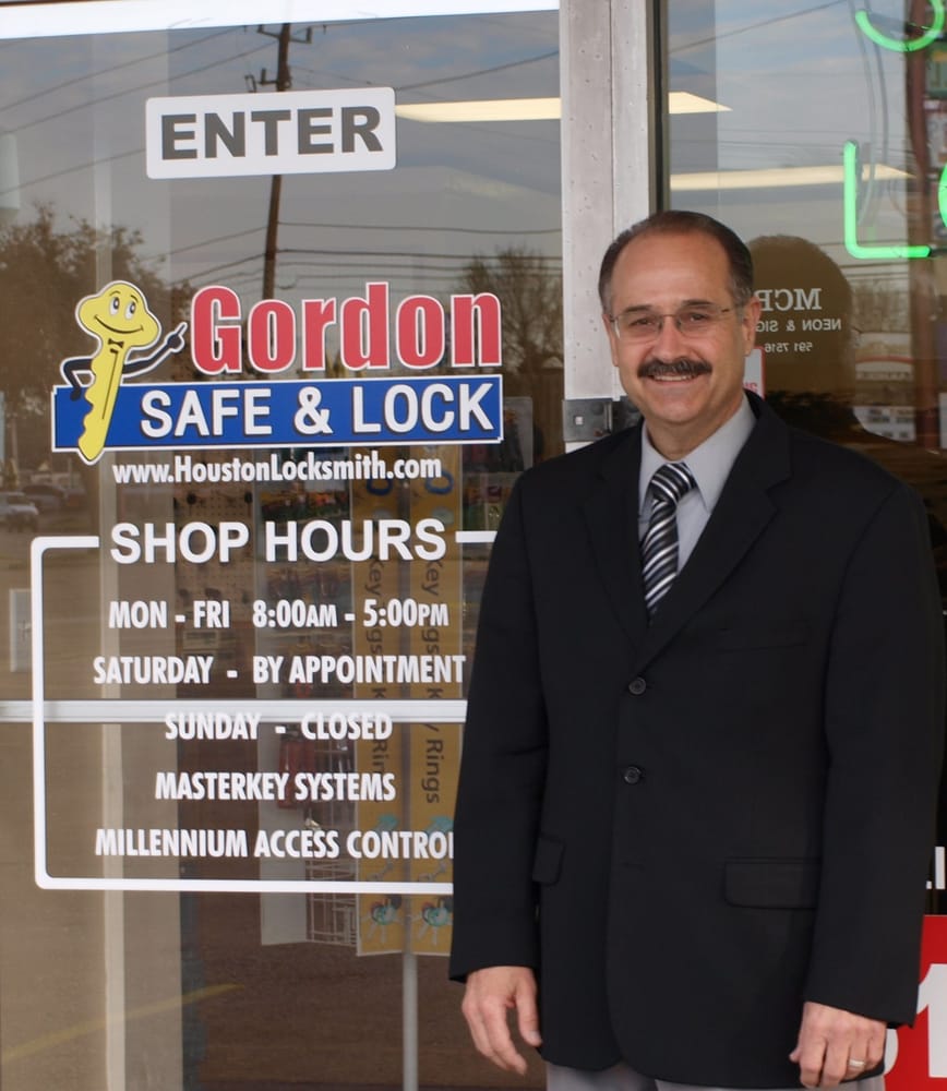 Gordon Safe & Lock 13 Reviews Keys & Locksmiths 9206 Cypress