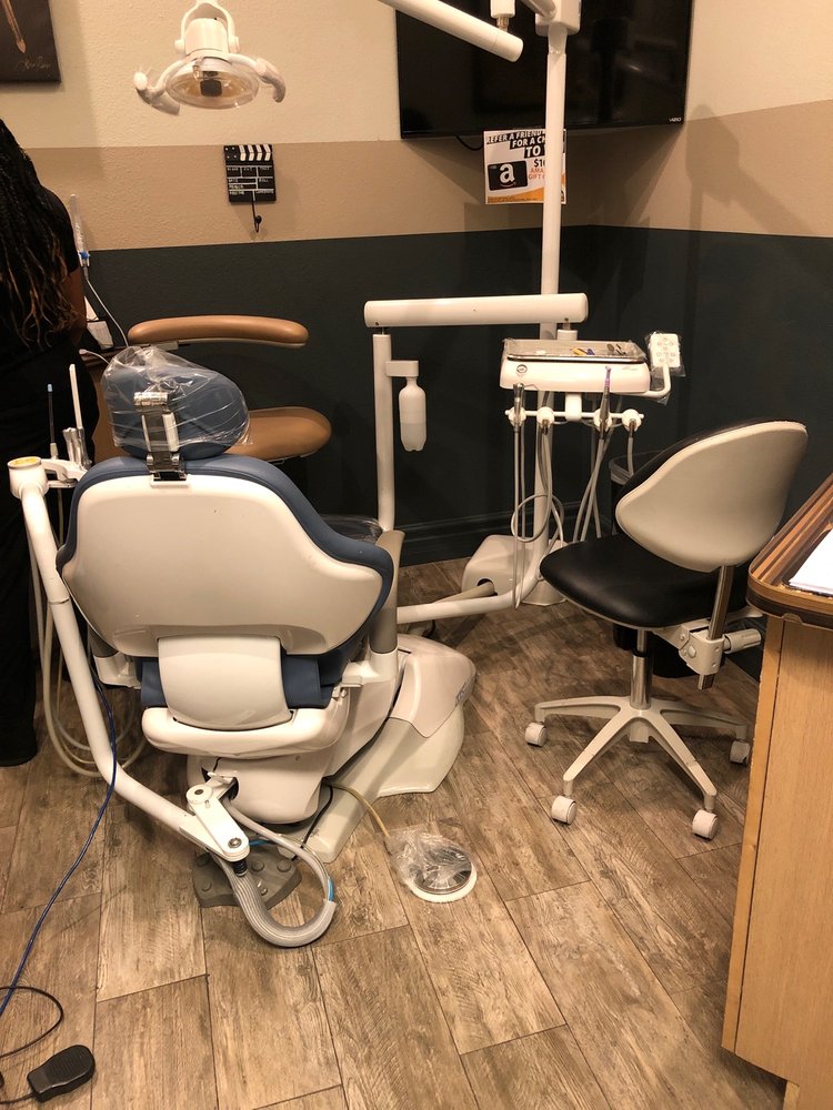 image of business Reel Smiles Dental