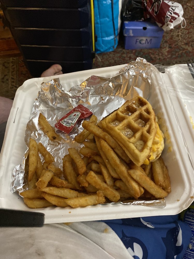 Brother’s Chicken and Waffles 