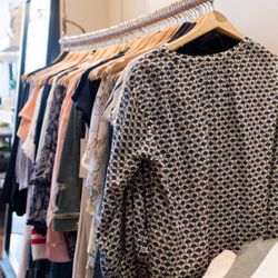 cues clothing
