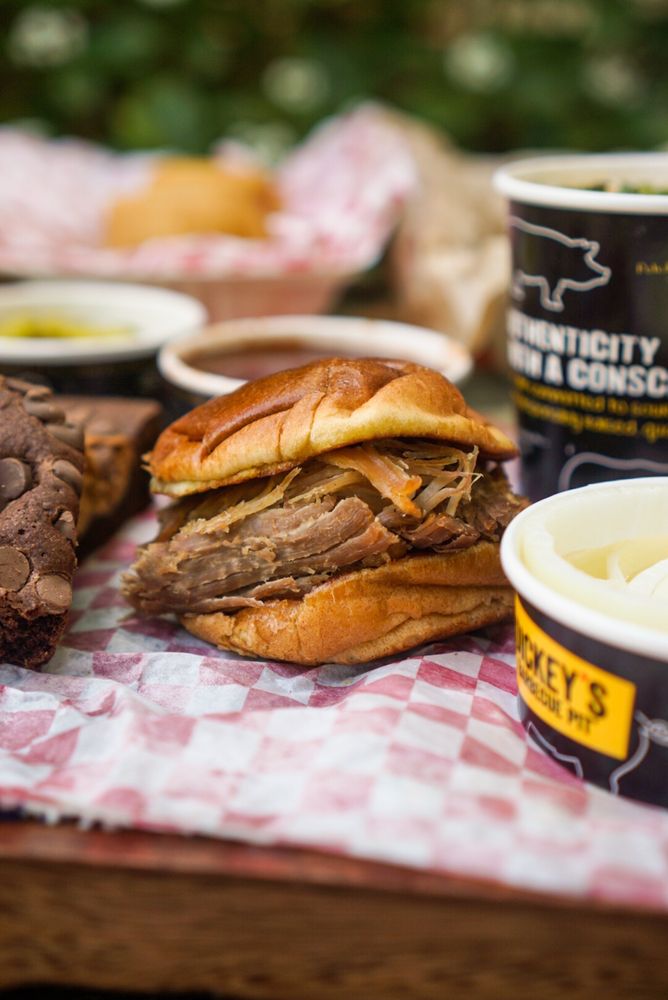 Dickey's Barbecue Pit