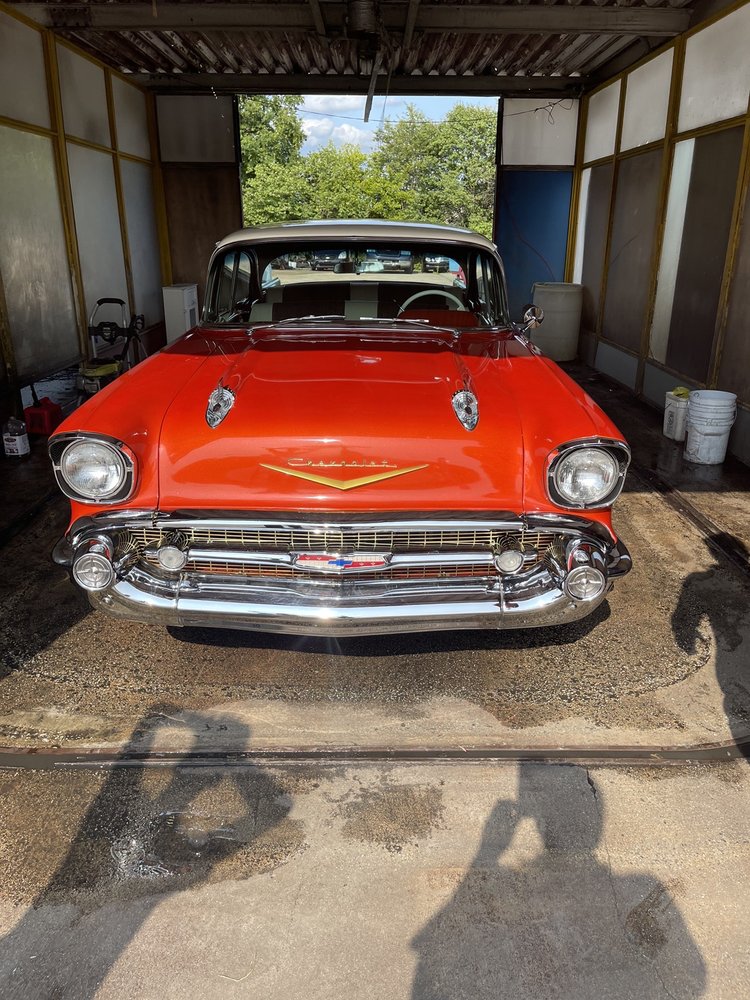 Freetown Style Hand Car Wash