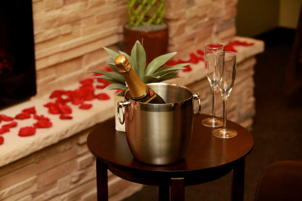 Massage Green Spa 14 Photos & 43 Reviews Skin Care 15829 Pines