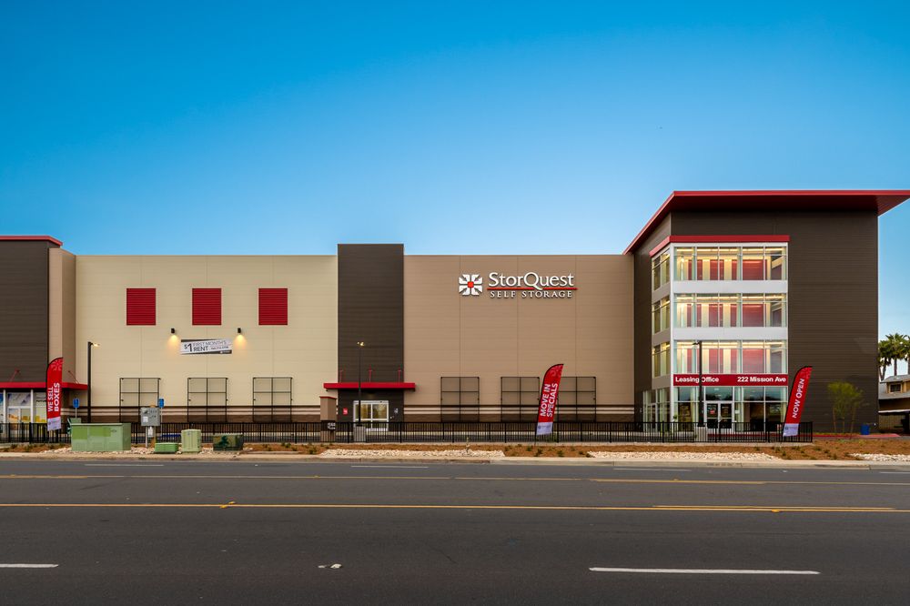 Storquest Self Storage 13 Photos 222 W