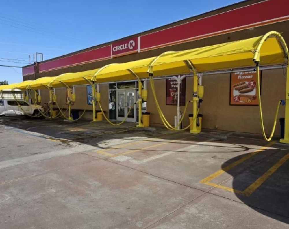 Lightning Express Car Wash Bell Gardens