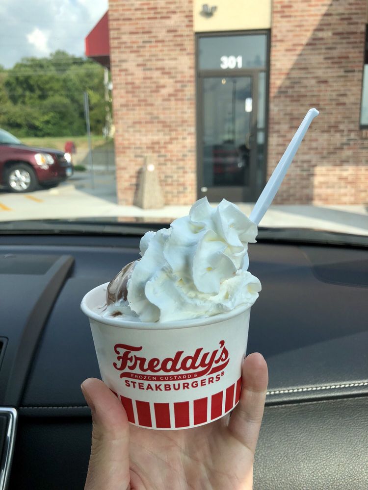Freddys Frozen Custard & Steakburgers