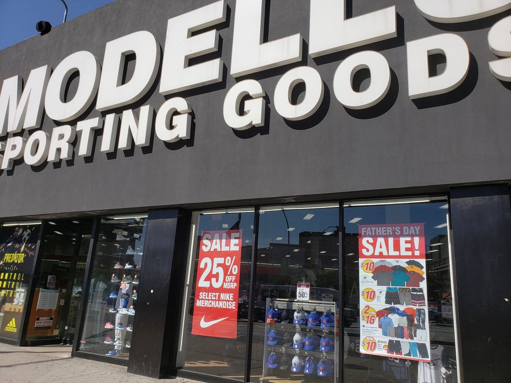 Modell’s - 33 Photos & 32 Reviews - Sporting Goods - 140 Flatbush Ave ...