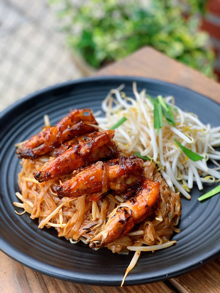Khao Nom