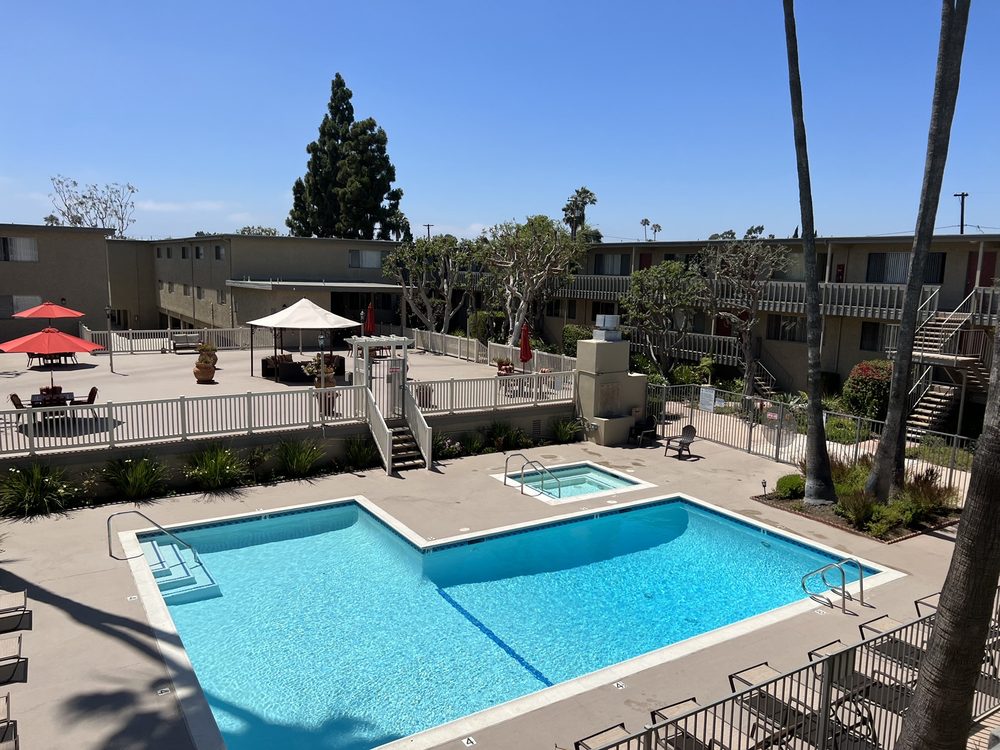 Sun Harbour Apartments