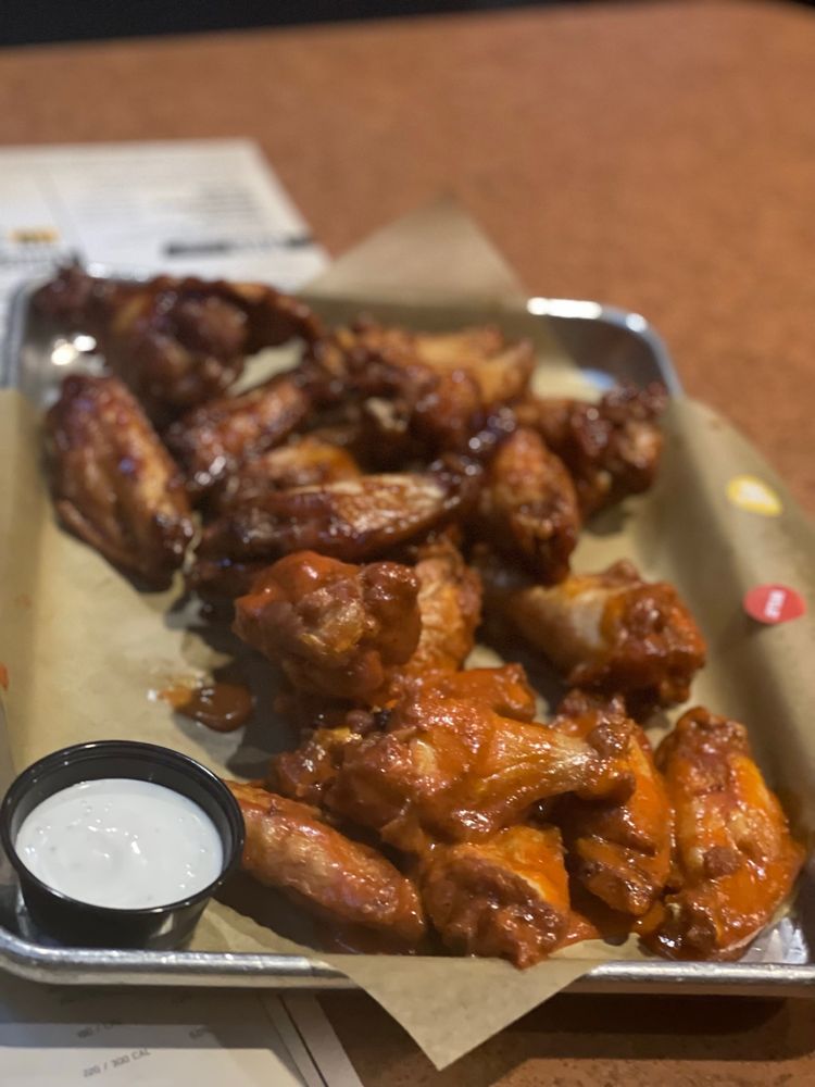 Buffalo Wild Wings Buffalo Wild Wings
