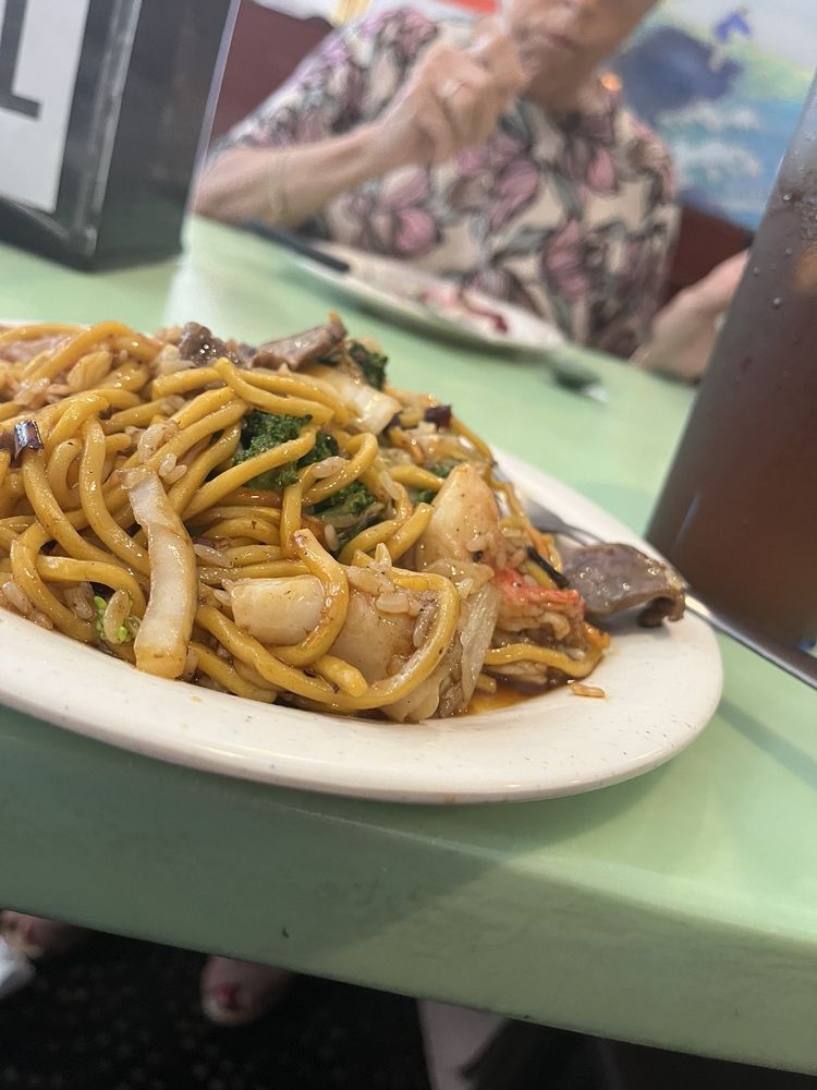 Hibachi Grill & Supreme Buffett