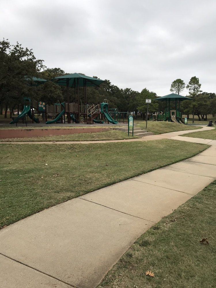 Chisholm Park