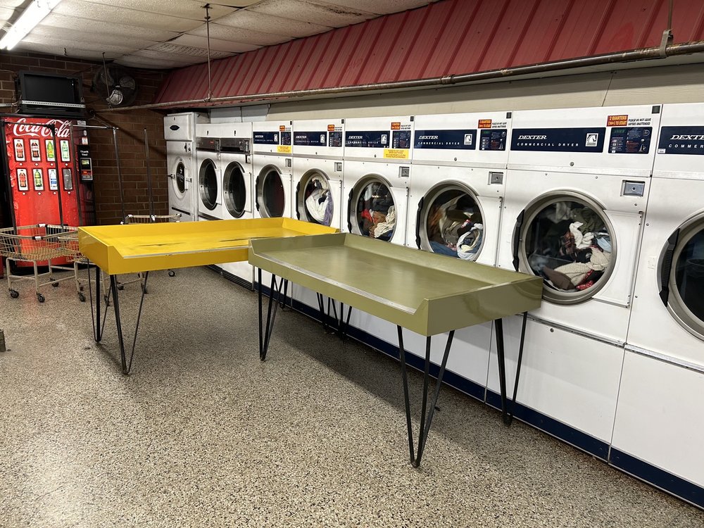 Barlow's Coin Laundry