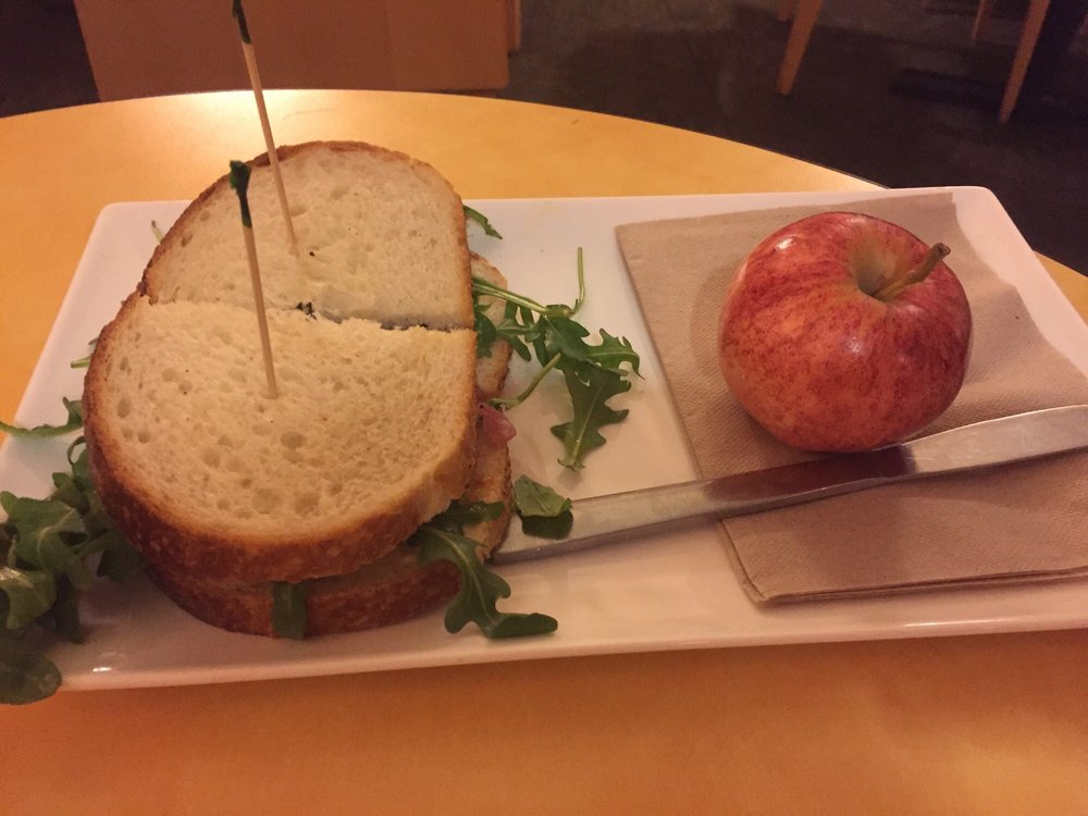 steak arugula sandwich full