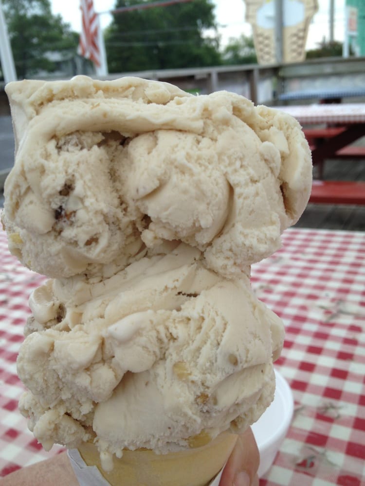 Max’s Custard Ice Cream & Frozen Yogurt 67 1/2 Auburn Rd, Seneca