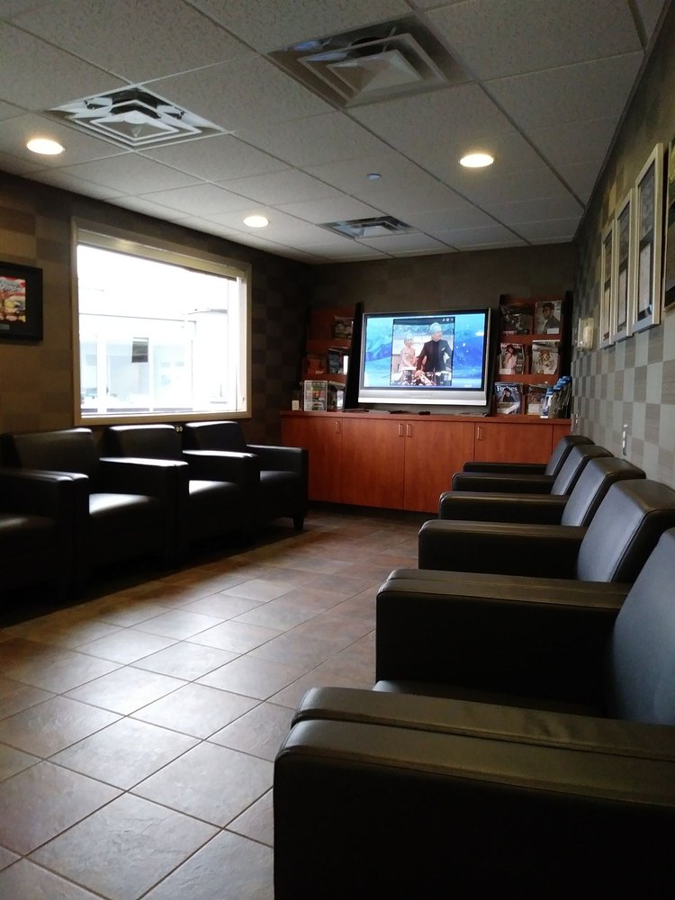 Royal Oak Ford Service 27 Reviews Auto Repair 27550 Woodward Royal Oak Ford