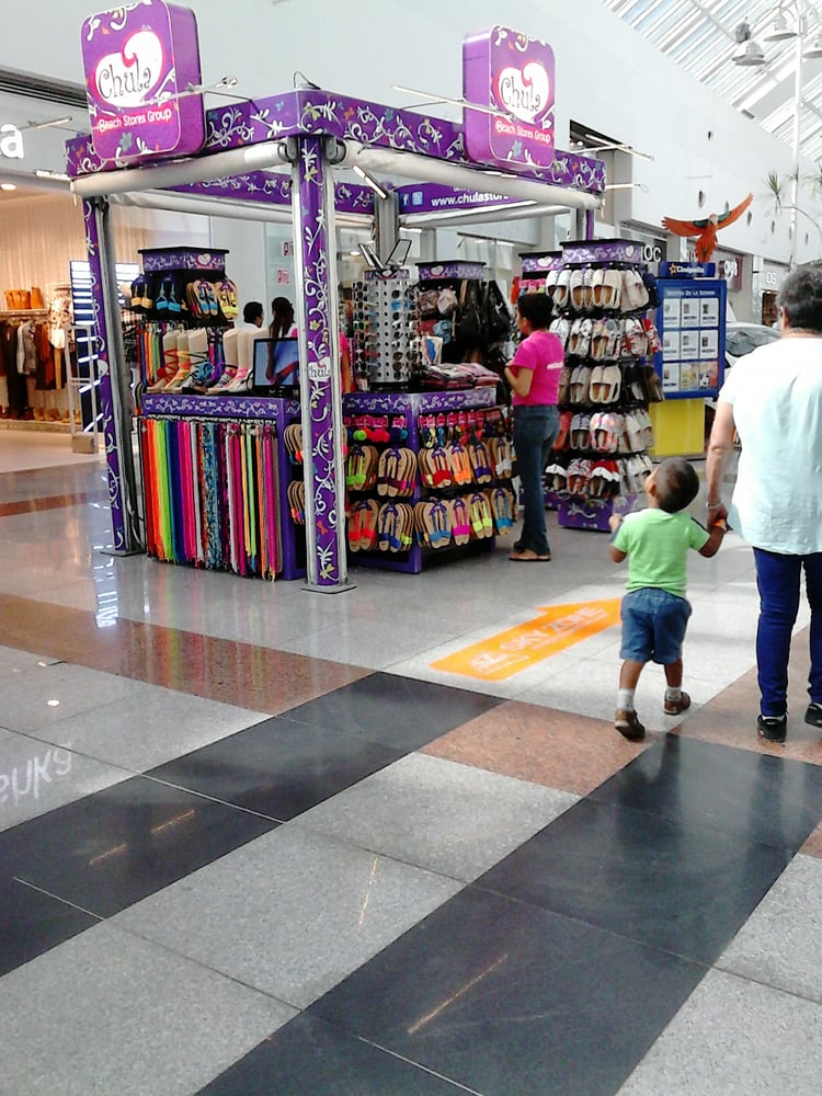 Chula Sandals Shoe Stores Av. Tulum Plaza las Américas