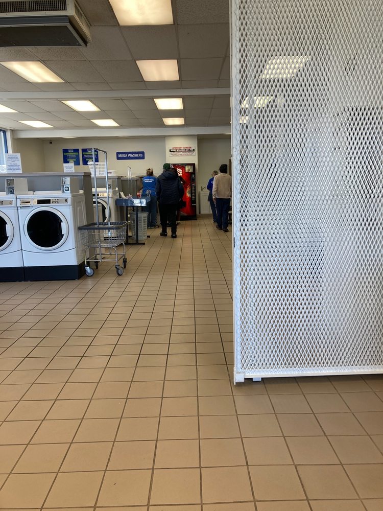 Southgate Center Laundromat