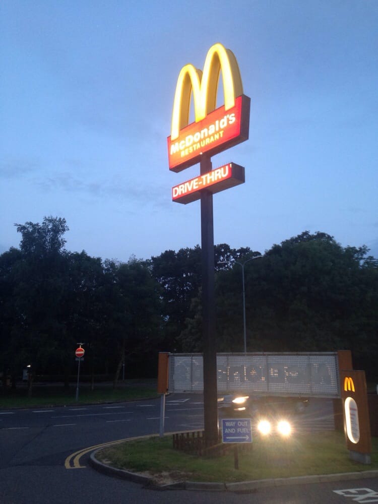 Mcdonalds Gatwick Ring Road Mcdonalds Gatwick Ring Road