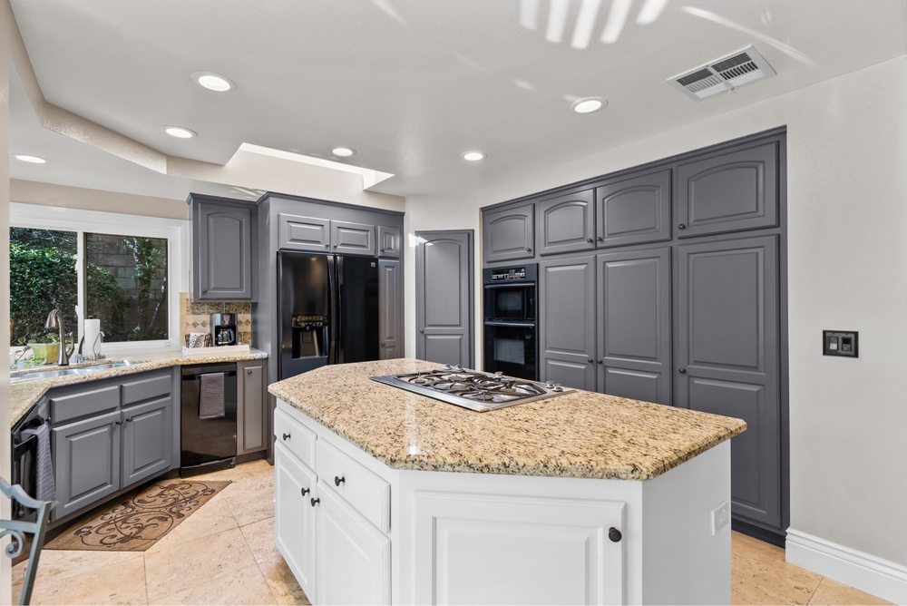 image of business New Life Painting