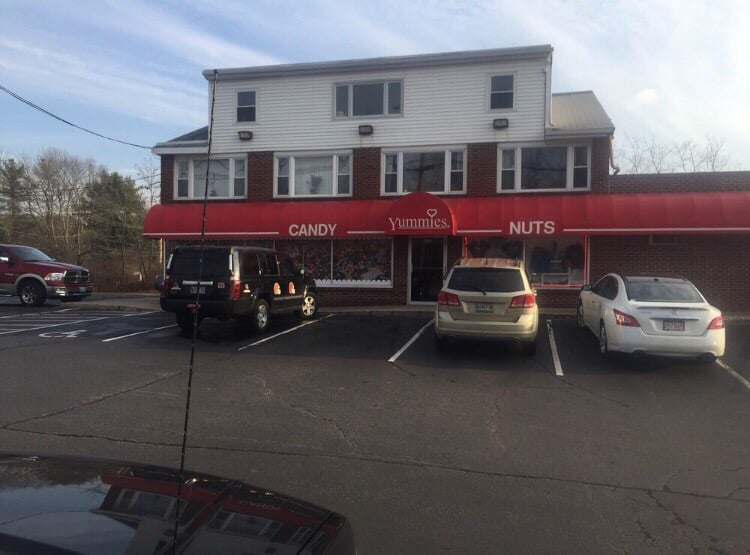 Yummies Candy & Nuts 26 Photos & 69 Reviews Candy Stores 384 US