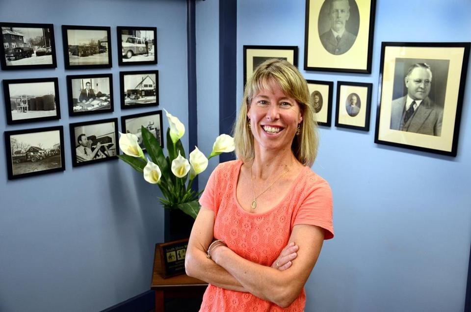 image of business Alvin Hollis