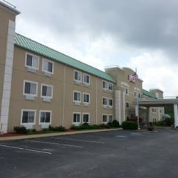 Baymont Inn And Suites Dale Hotels 1339 North Washington Photo Of Baymont Inn And Suites Dale In United States