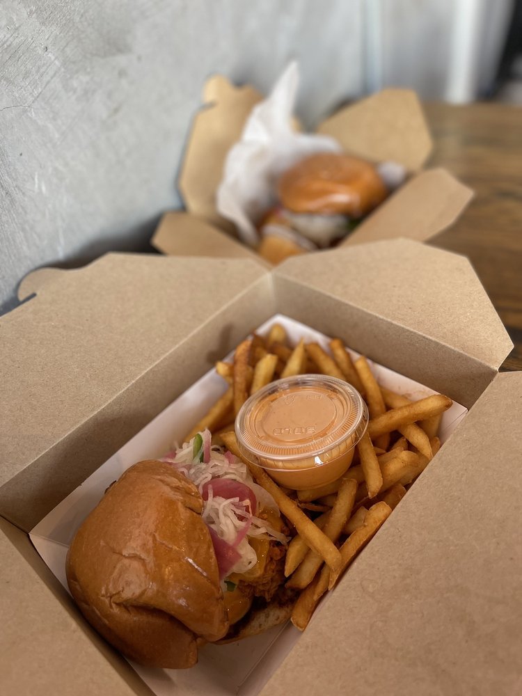 Holdaak Fried Chicken - Highland Park