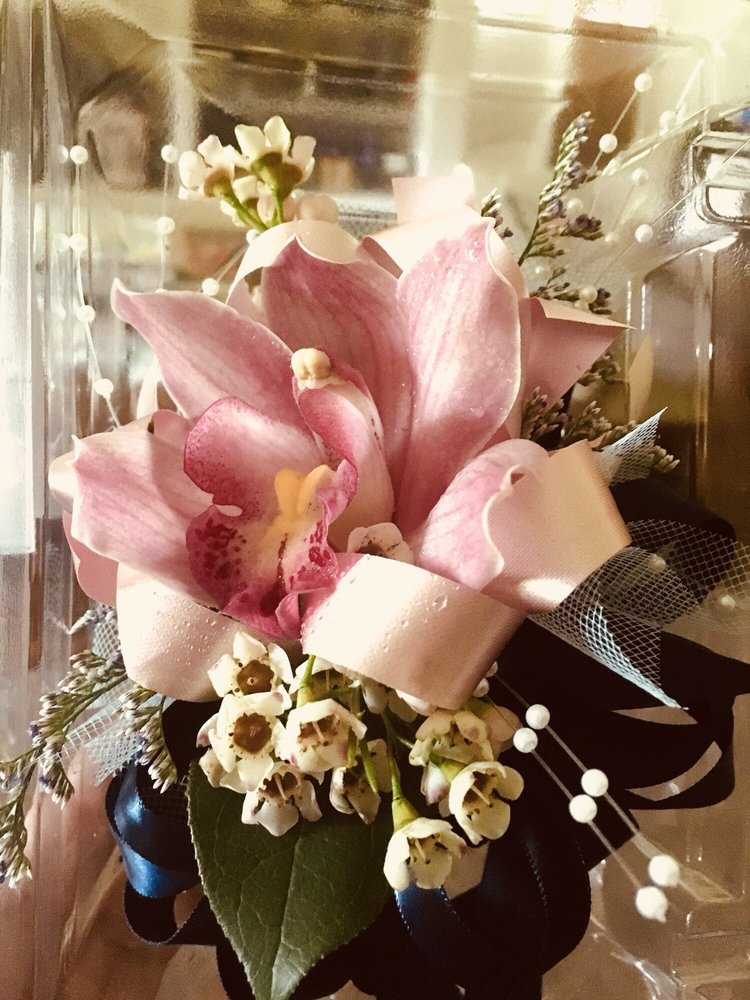 Carl Johnsen Florists Florists 2190 Avenue A, Beaumont, TX Phone