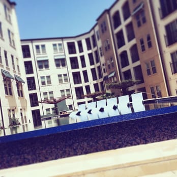 The Monterey by Windsor - 36 Photos & 30 Reviews - Apartments ... The Monterey by Windsor - 36 Photos & 30 Reviews - Apartments ...